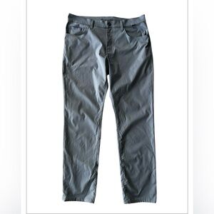 Travis Mathew Pants Men’s 34x31 Polyester Microfiber Golf Gray Performance